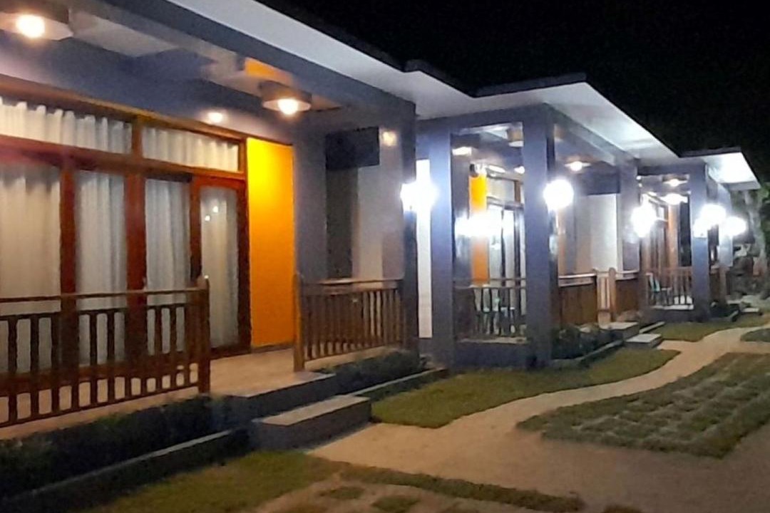 Photo of Buildings in Catangnan