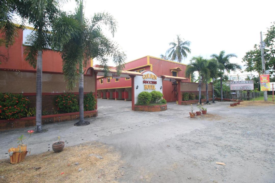 Photo of Buildings in Paniqui