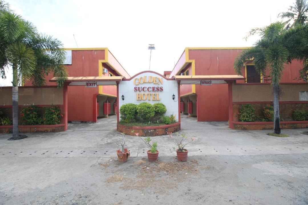 Photo of Buildings in Paniqui