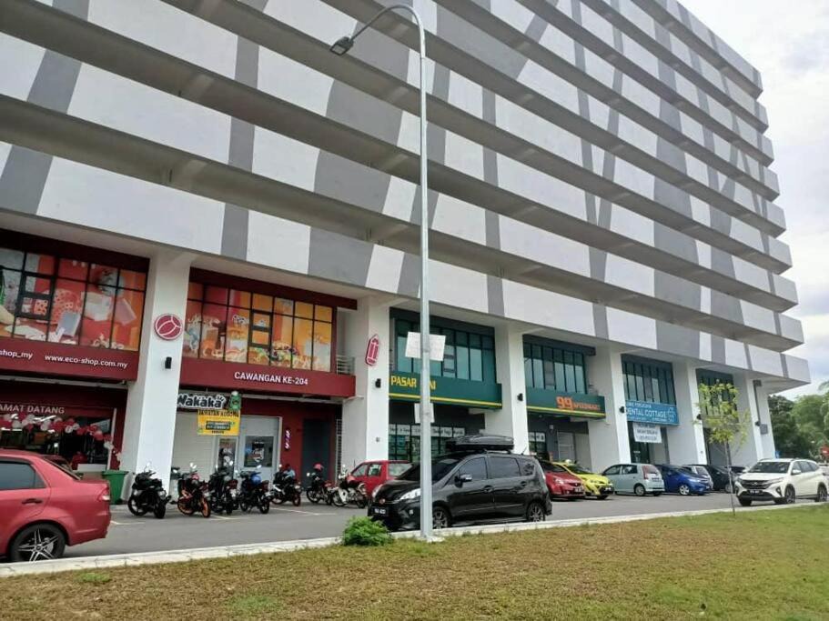 Photo of Buildings in Sungai Tangkas