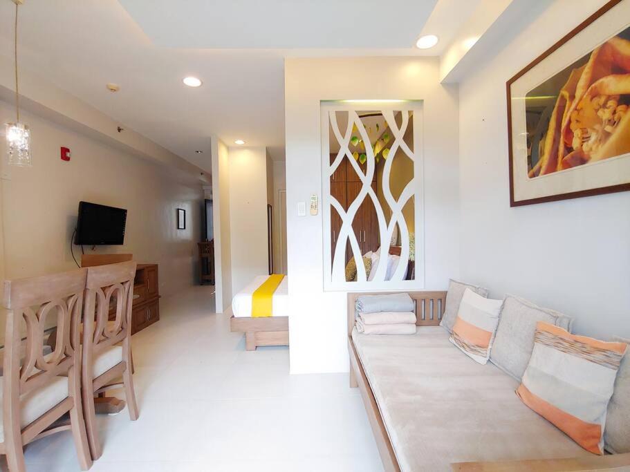 Photo of Livingroom in Nasugbu
