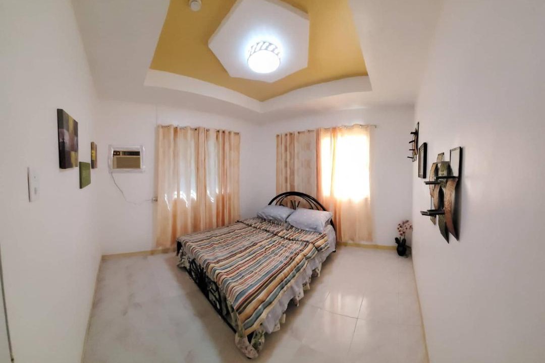 Photo of Bedroom in Lucap