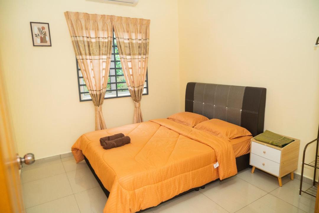 Photo of Bedroom in Kampung Rawa