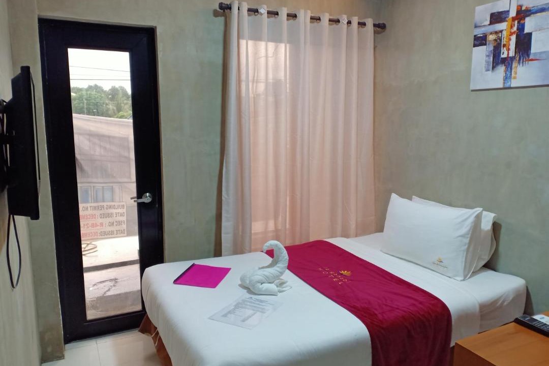 Photo of Bedroom in Mamburao