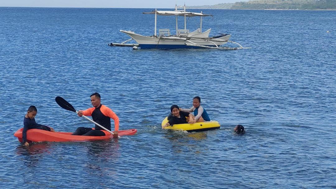 Photo of Human In Picture in Zamboanguita