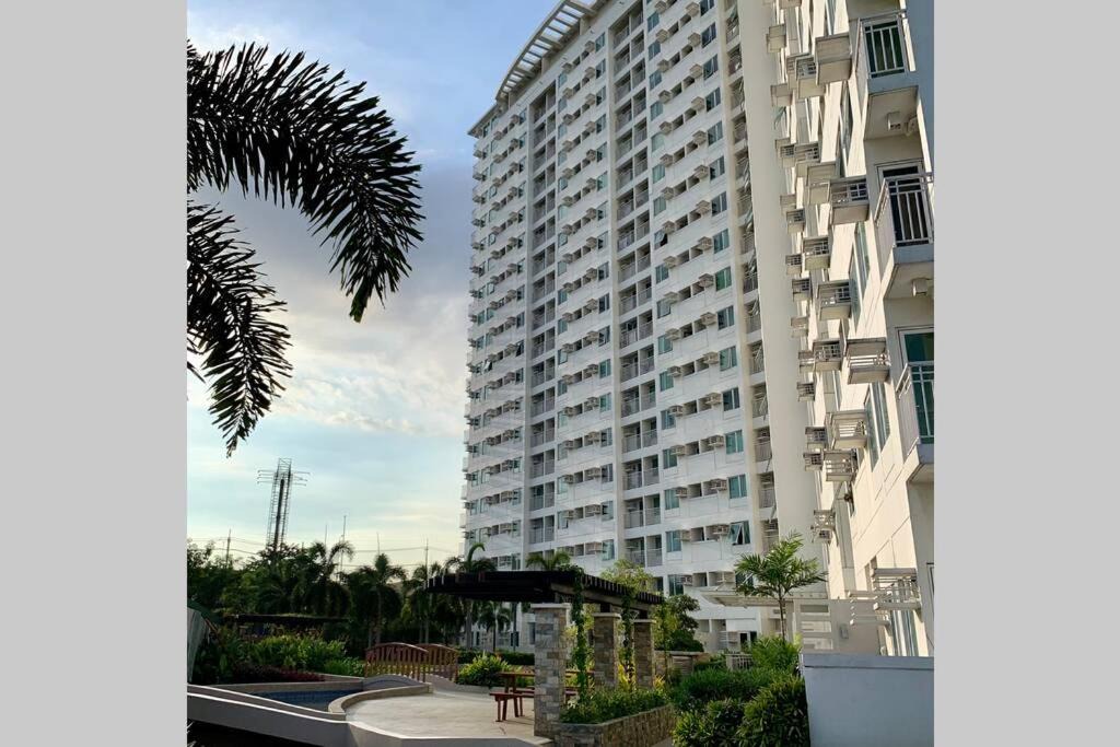 Photo of Buildings in Muntinlupa