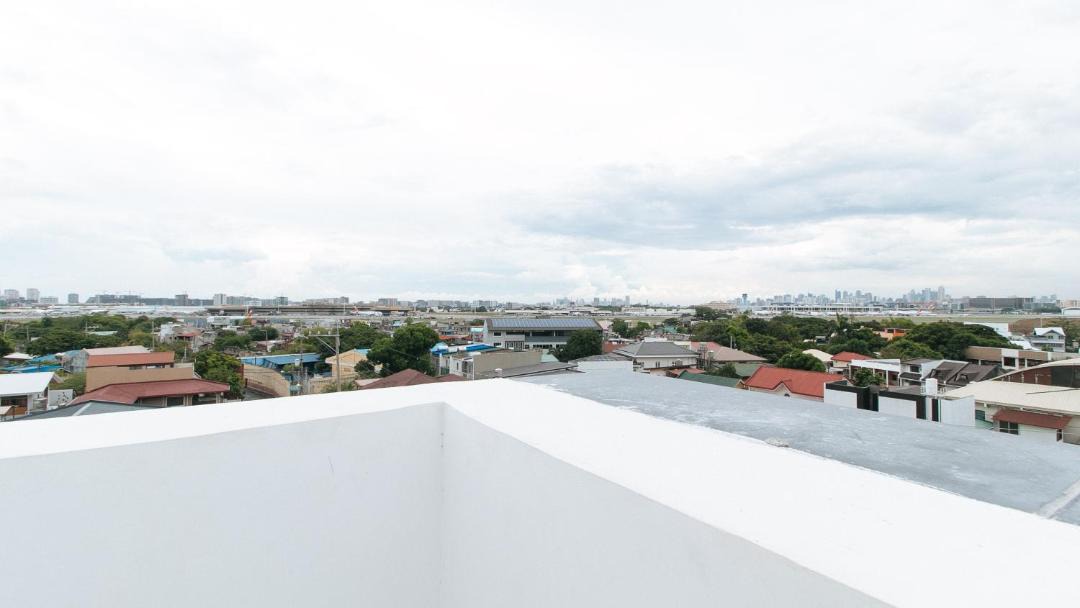 Photo of Others in Moonwalk