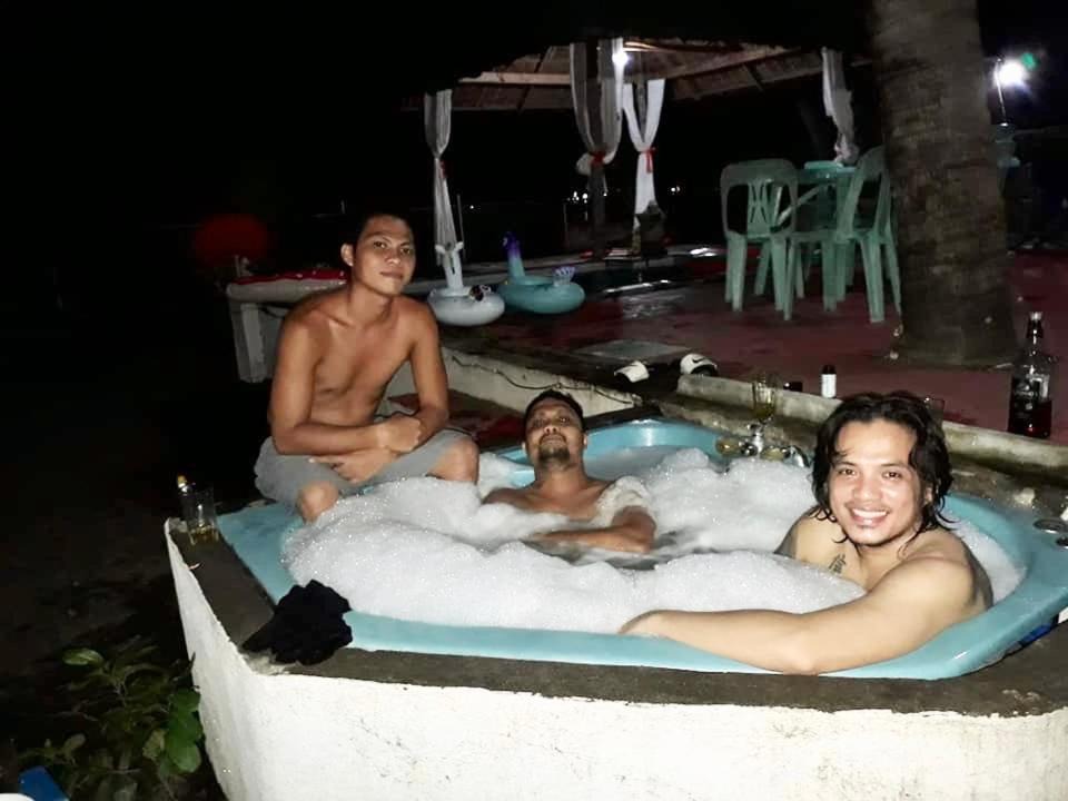 Photo of Human In Picture in Balayan