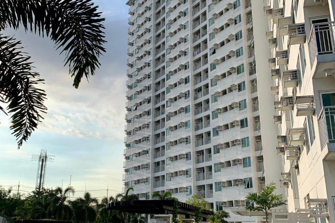 Photo of Buildings in Muntinlupa