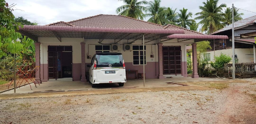 Photo of Buildings in Kampung Kuala