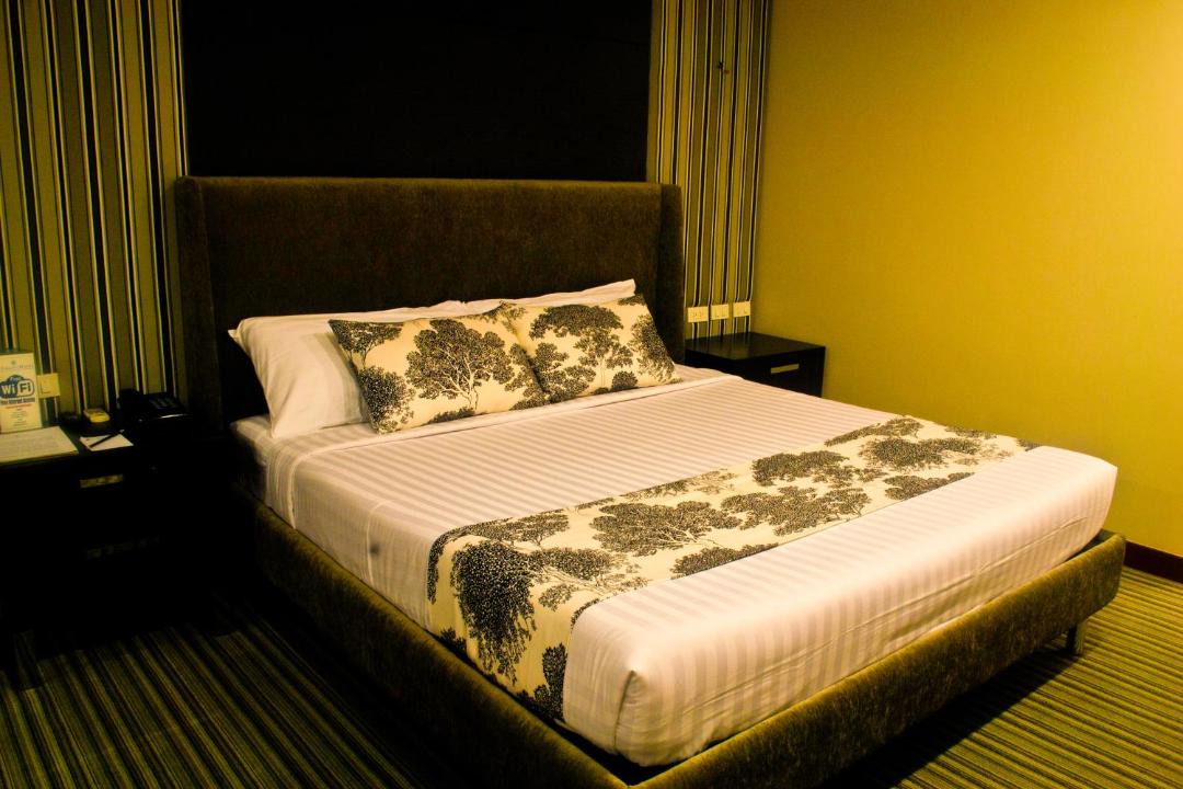 Photo of Bedroom in Santa Rosa