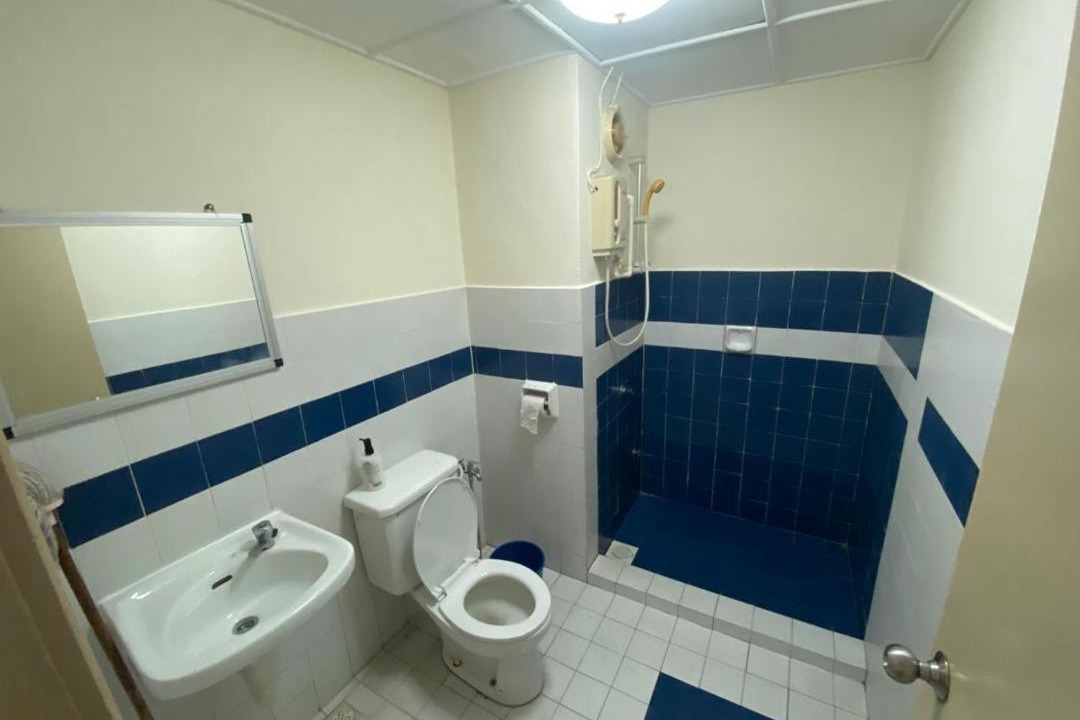 Photo of Bathroom in Baharu