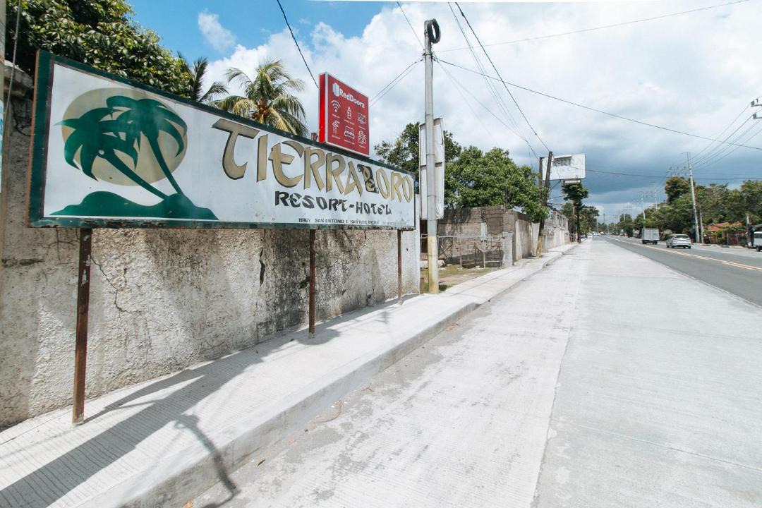 Photo of Buildings in San Pablo