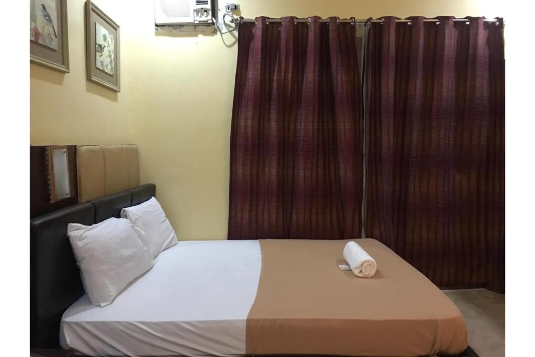 Photo of Bedroom in Poblacion