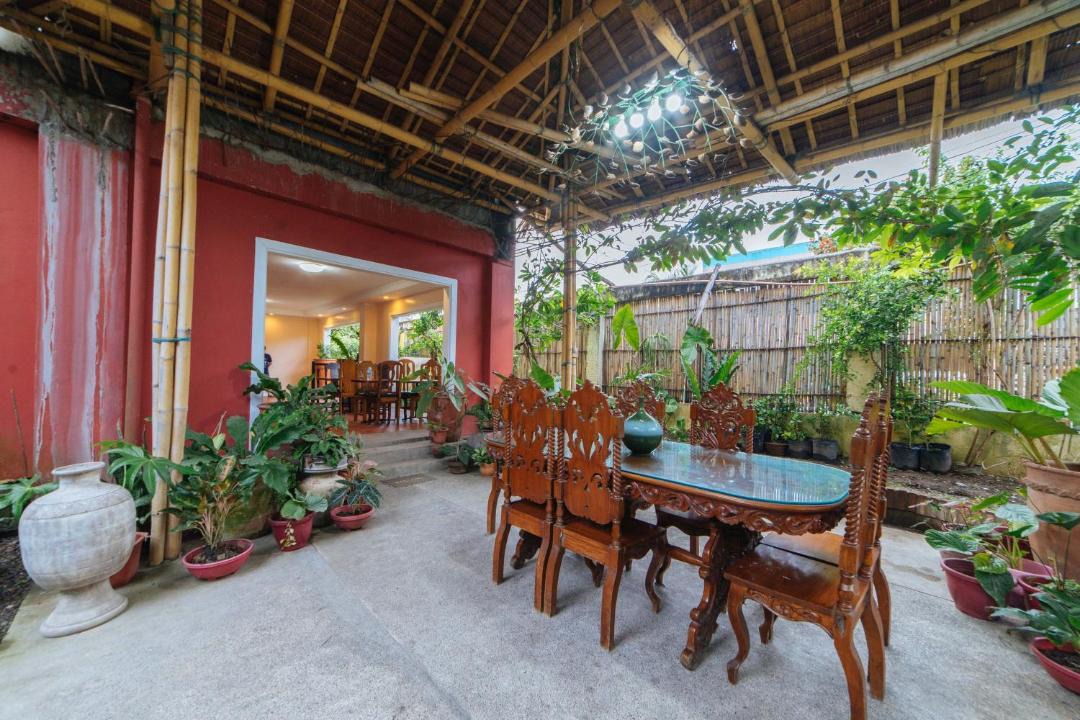 Photo of Patio Balcony in Barangay Poblacion
