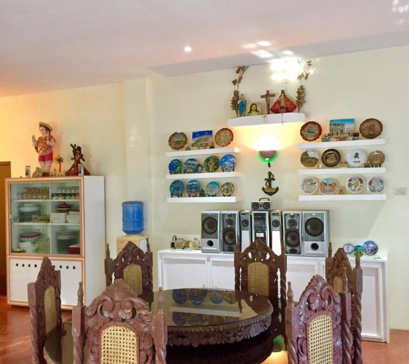 Photo of Livingroom in Albuquerque