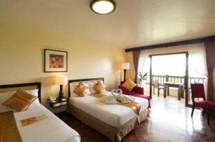 Photo of Bedroom in Yapak