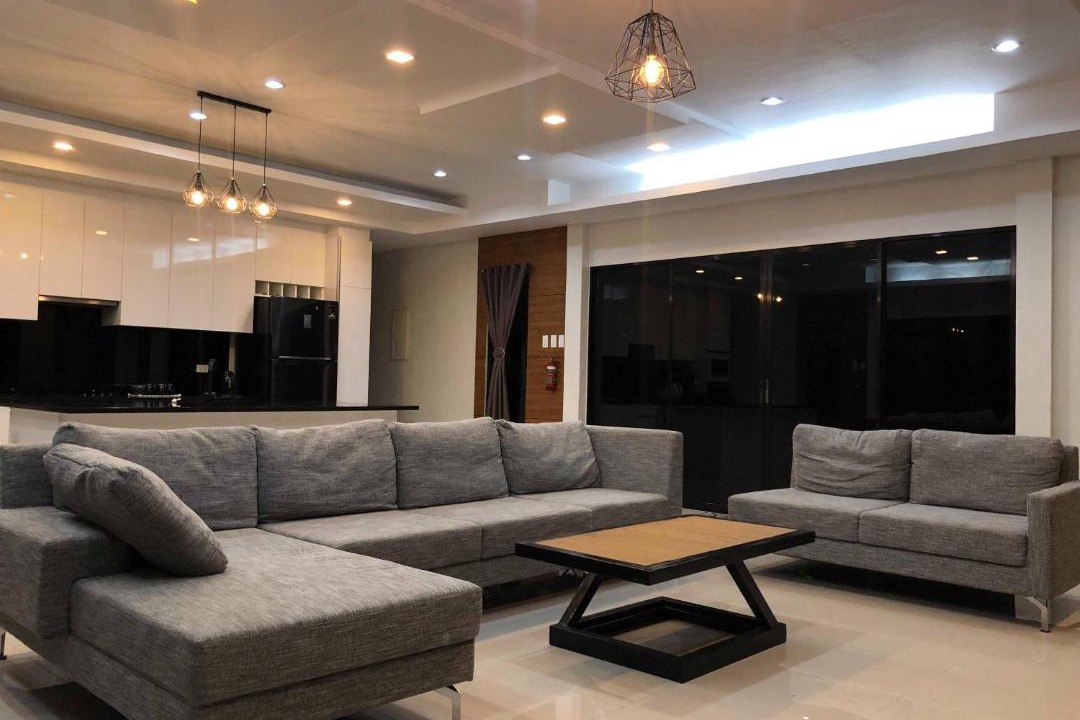 Photo of Livingroom in Lila