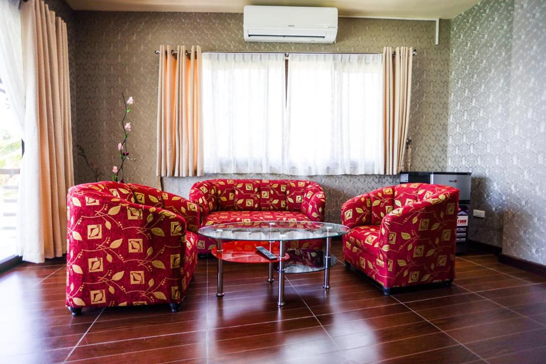 Photo of Livingroom in Abra de Ilog