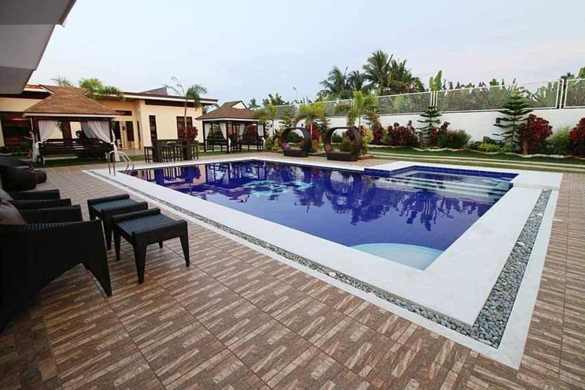 Photo of Outdoor in Amadeo