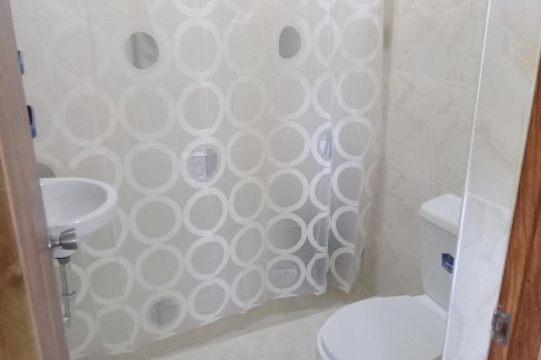 Photo of Bathroom in Puraran