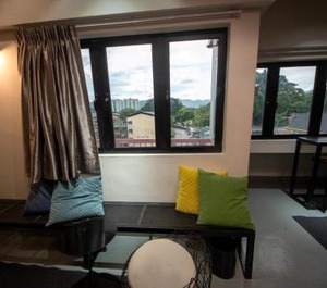 The Brownstone Hostel Space 
