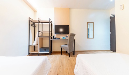 Standard Twin Room