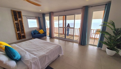 Exclusive Room, 1 King Bed, Balcony, Sea View