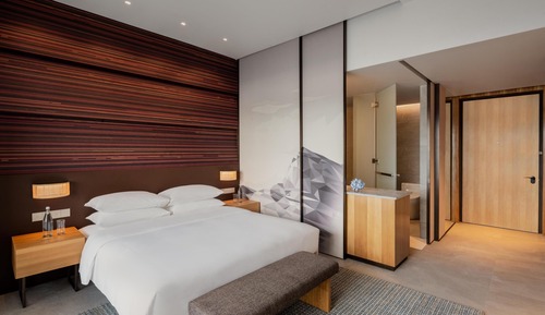 King Seaview Room (High Floor)
