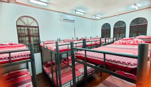 Basic Shared Dormitory, Women only