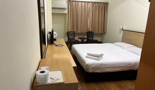 Standard Room, 1 King Bed