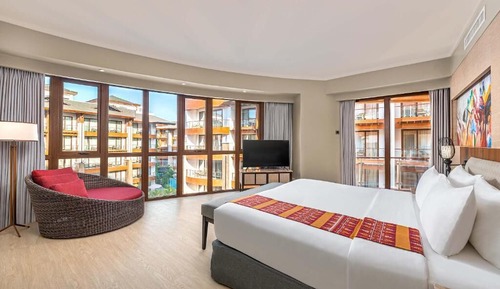 West One Bedroom Suite