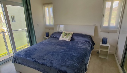 Business Condo, 1 King Bed, Pool View