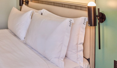 Suite, 1 King Bed, Club Lounge Access