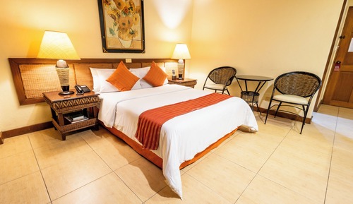 Junior Suite, 1 Queen Bed