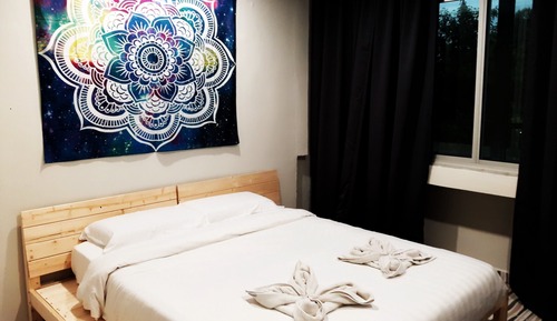 Queen Room