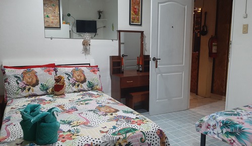 Emerald Deluxe Room, Private Bathroom