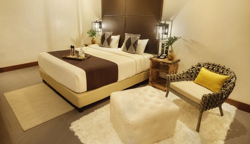 Deluxe Room, 1 King Bed