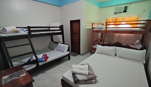 Family Room for 9