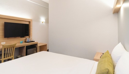 Room, 1 Queen Bed, Non Smoking