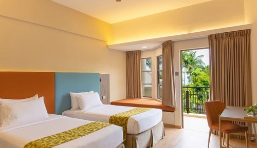 Sunset Twin Room (Newly Refurbished)