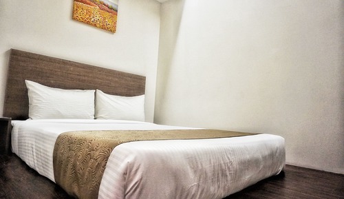 Deluxe Room, 1 Queen Bed