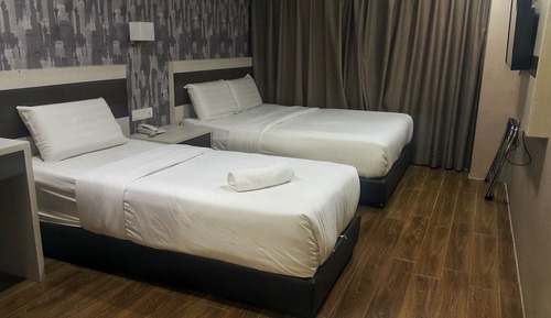 Deluxe Suite