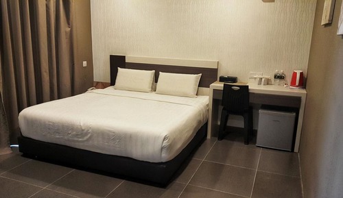 Deluxe Room, 1 King Bed