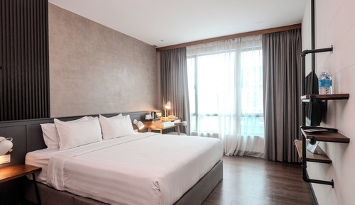Deluxe Room, 1 King Bed