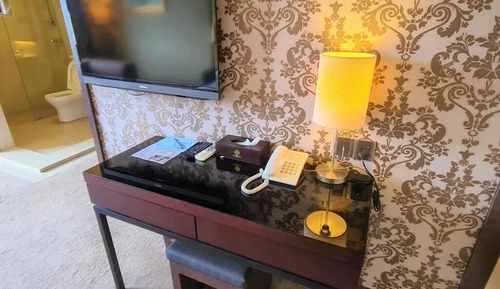 Premier Room, 1 King Bed