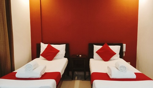 Standard Twin Room
