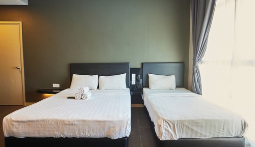 Premier Grand Deluxe