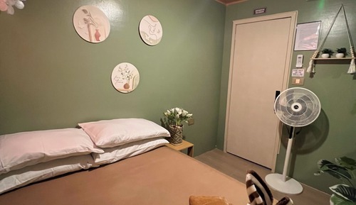 Basic Double Room, Shared Bathroom