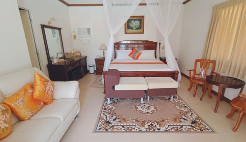 Junior Suite, Pool View